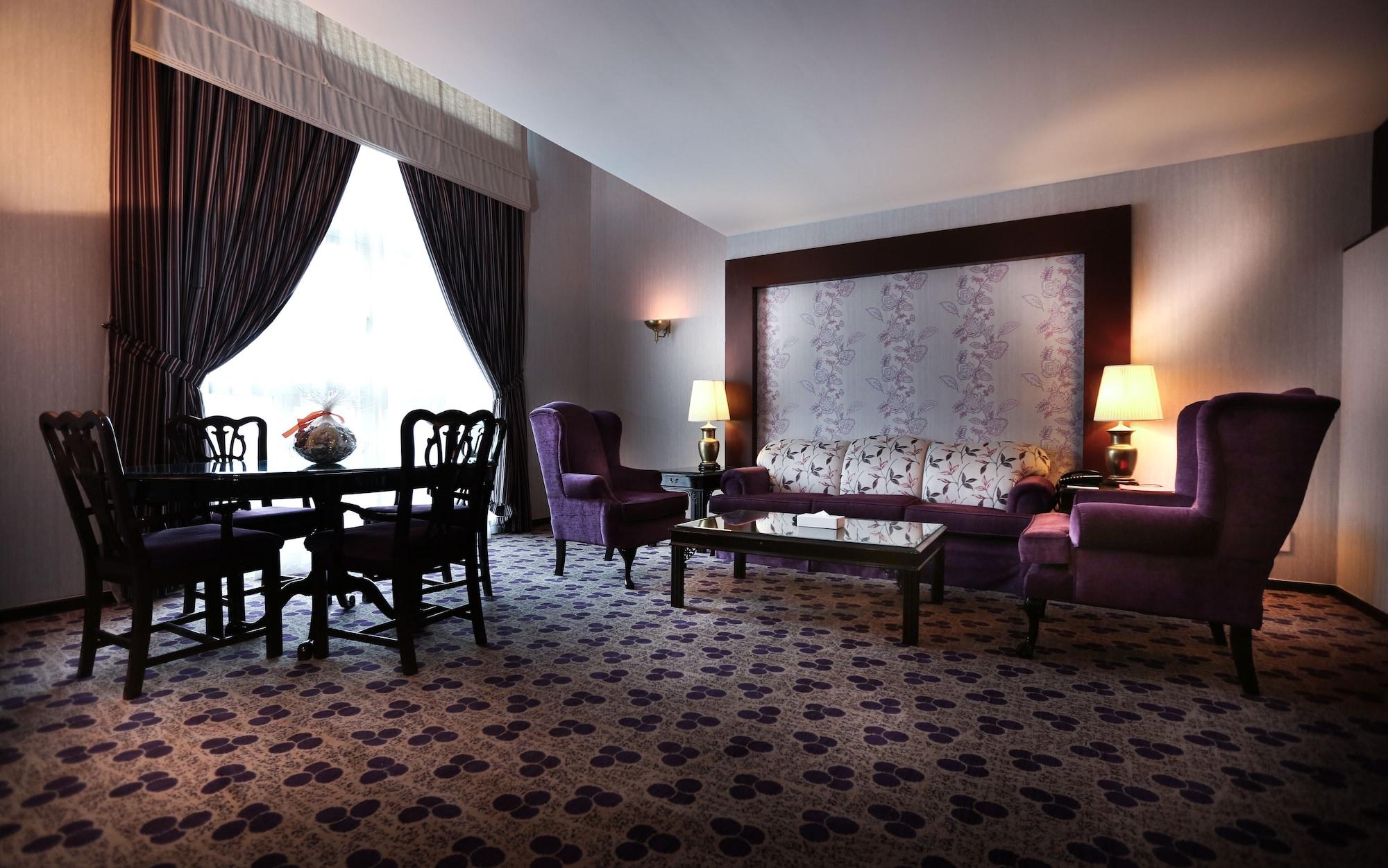 Hawthorn Suites By Wyndham אל חובר מראה חיצוני תמונה