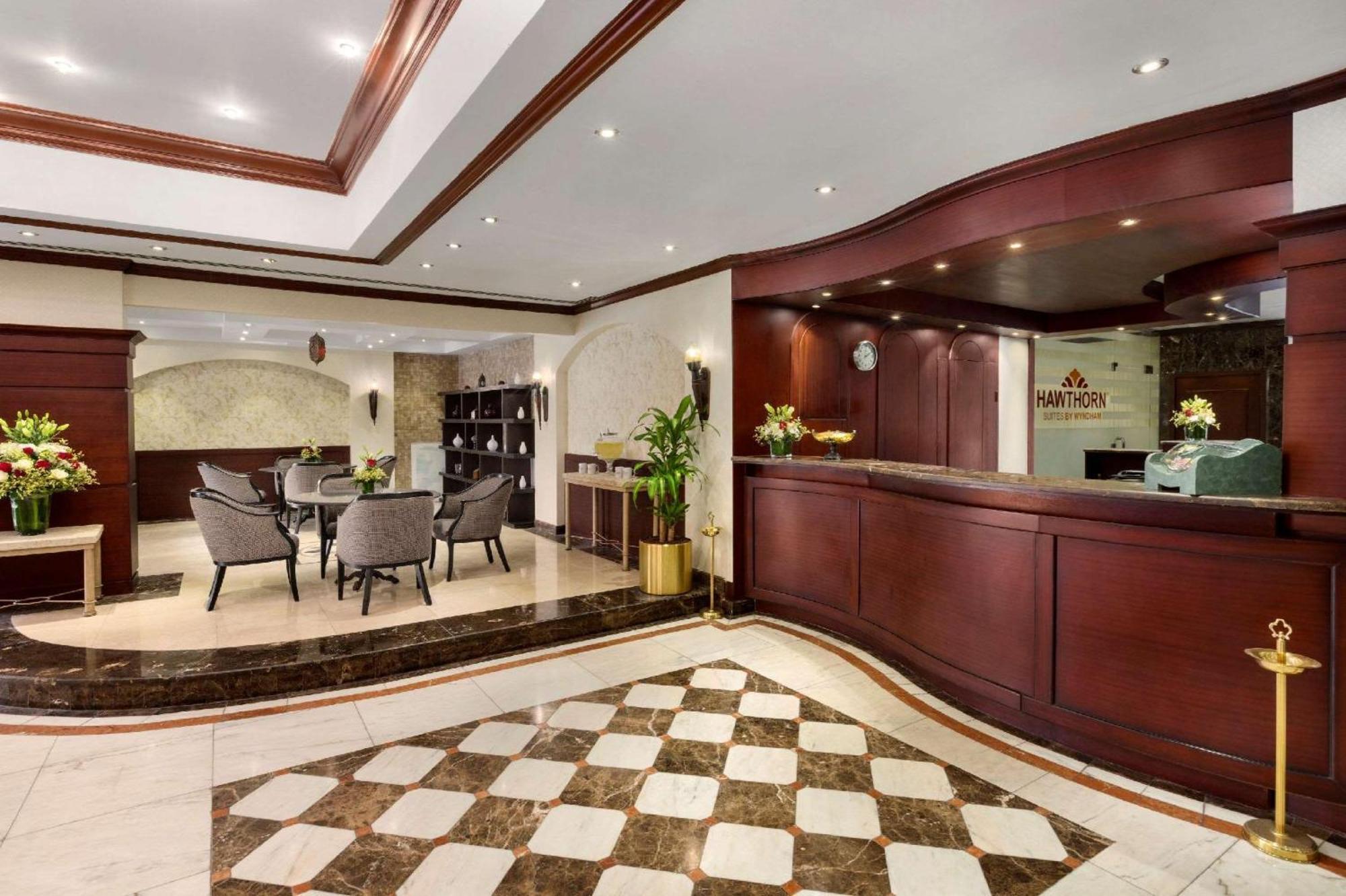 Hawthorn Suites By Wyndham אל חובר מראה חיצוני תמונה