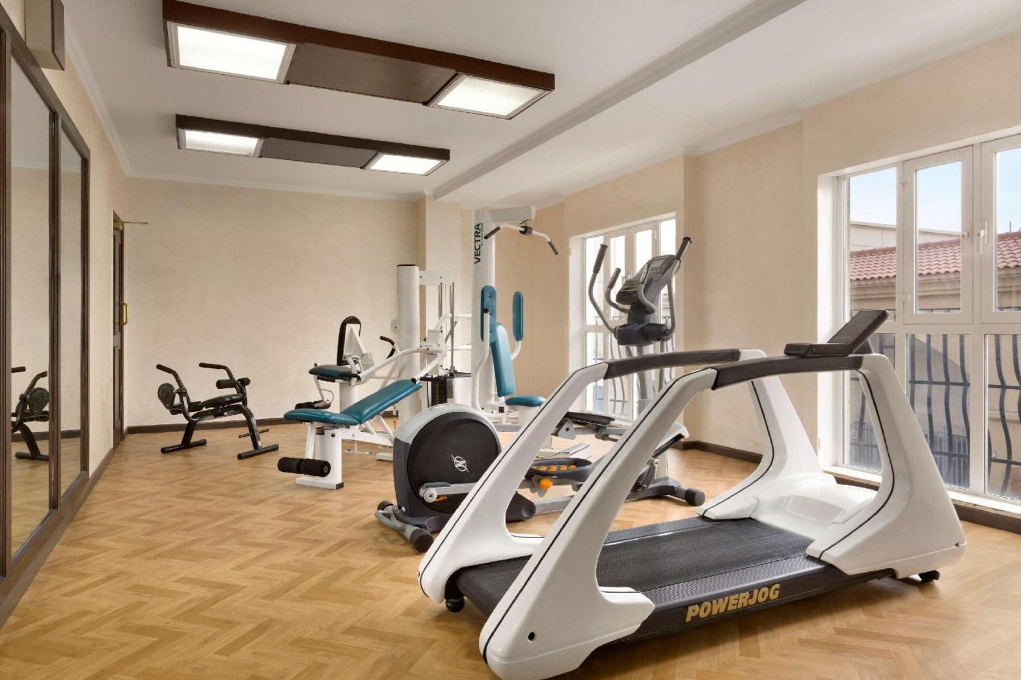 Hawthorn Suites By Wyndham אל חובר מראה חיצוני תמונה